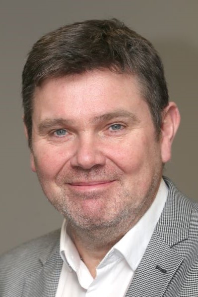 Simon Houston
