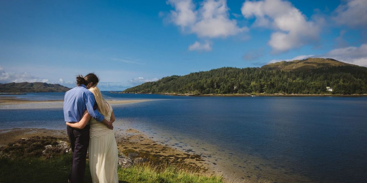 Runaway Brides – The Elopement Wedding is Back