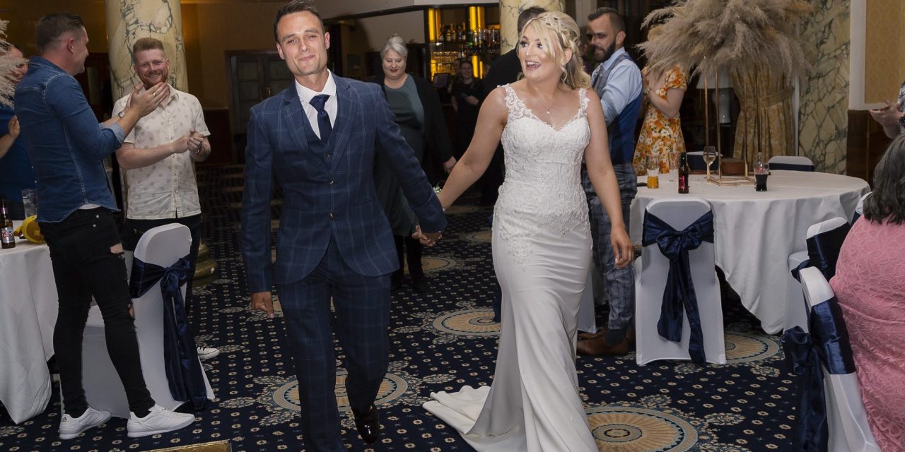 Real Life Wedding Love Stories – Lianne & Adam’s Secret Wedding, Golden Lion, Stirling