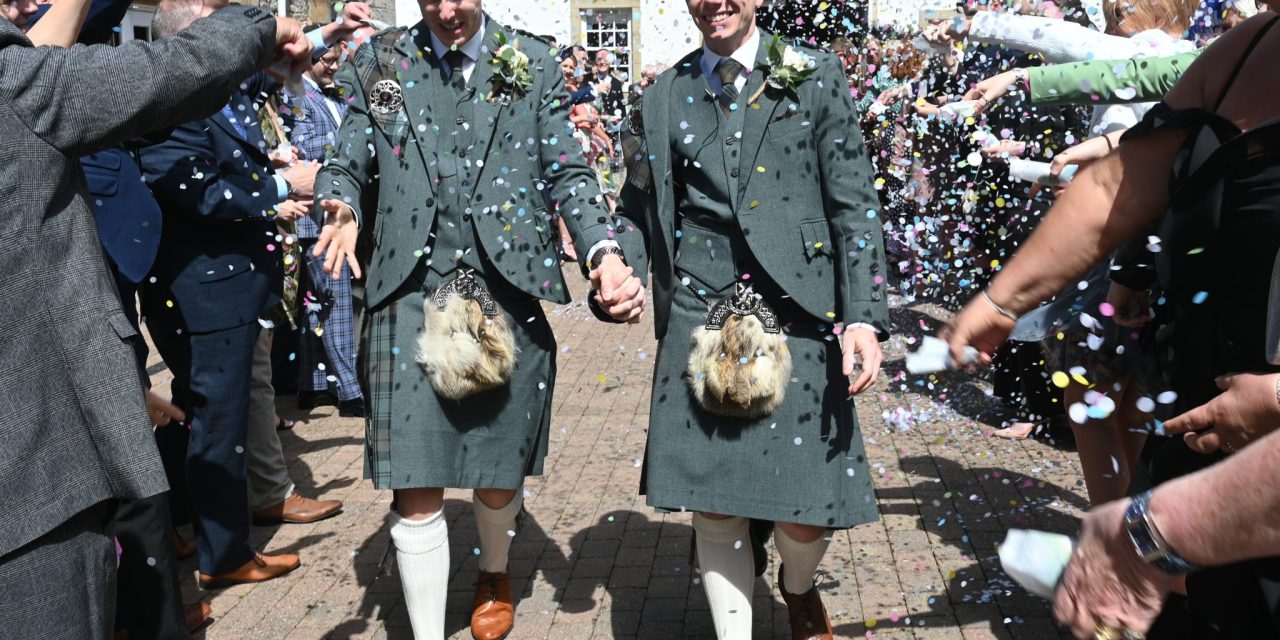 Real Life Wedding Love Stories – Douglas & Ross’ Houstoun House Humanist Wedding
