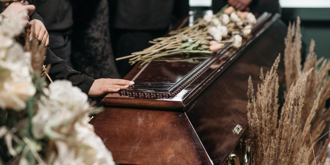Creating a Meaningful Funeral Script: A Celebrant’s View
